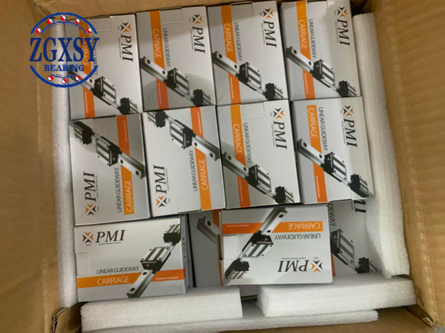 Anti Tilt Linear System PMI CGW Series Linear Guideway Bearings